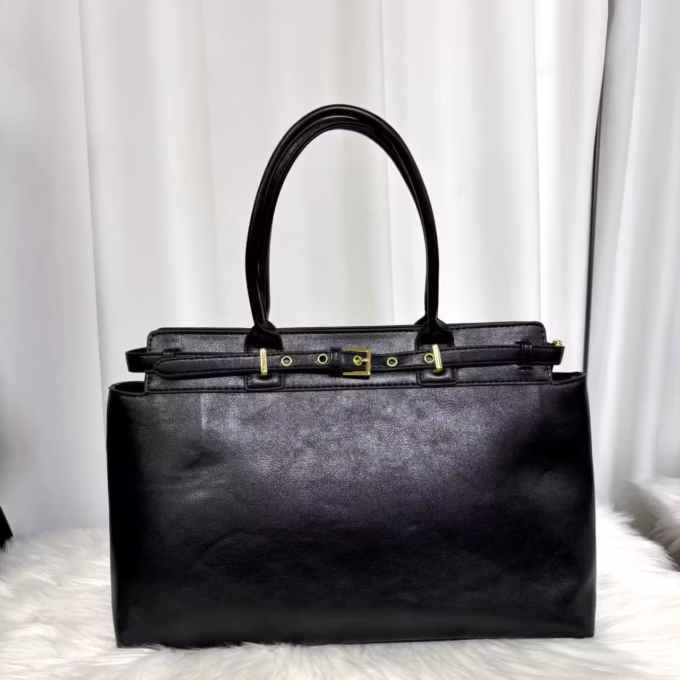 Custom Made Large-Capacity Computer Bags Fashionable Retro Popular Leather Bag Mature British-Style Handbag for Women Black